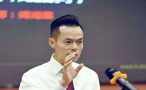 傅海棠：从农民到期货巨擘与经济学者的传奇跨越